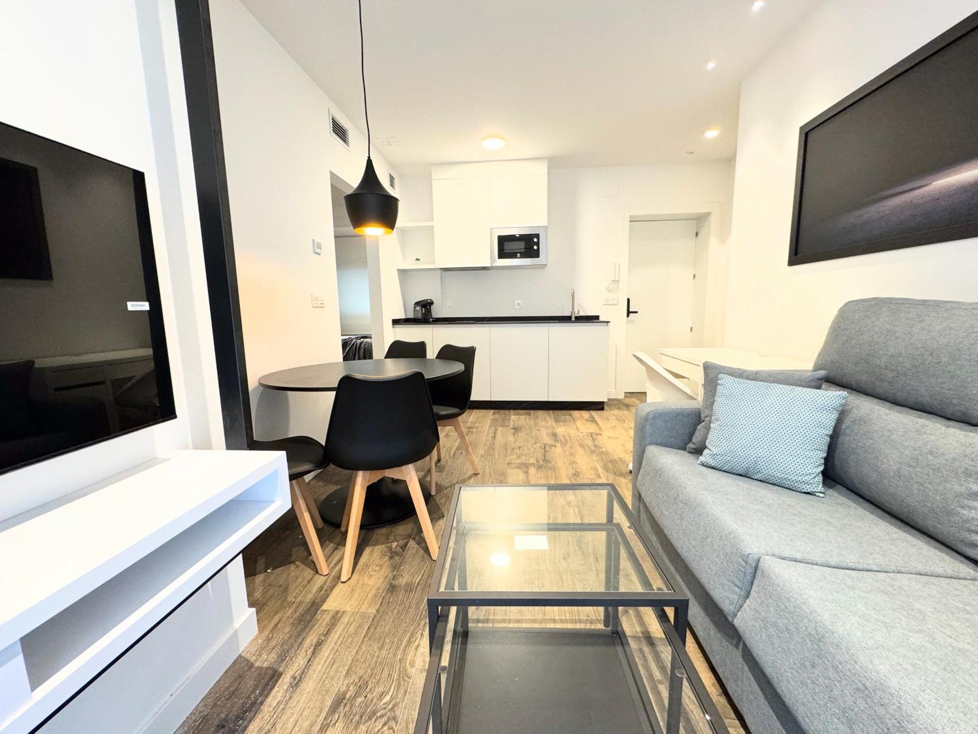 Apartamentos Turisticos Identia Sport León Εξωτερικό φωτογραφία